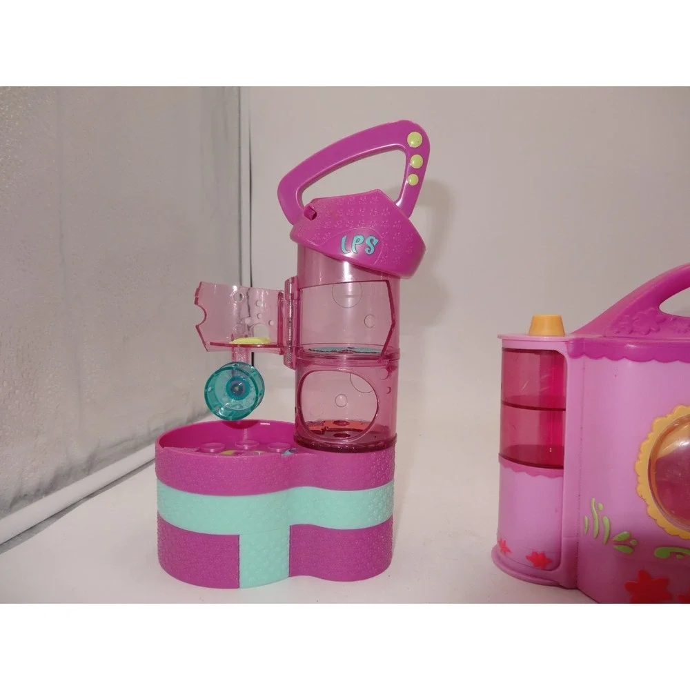 Littlest Pet Shop Doggie Diner Playset LPS Teeniest Hamster Hideawa Beauty Salon